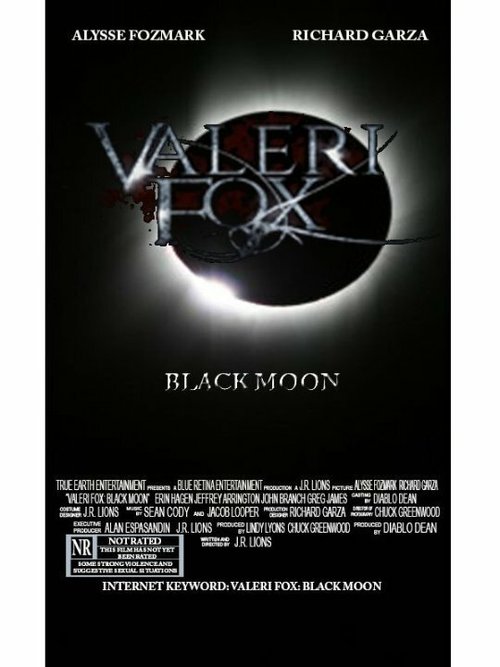 Смотреть Valeri Fox: Black Moon в HD качестве 720p-1080p